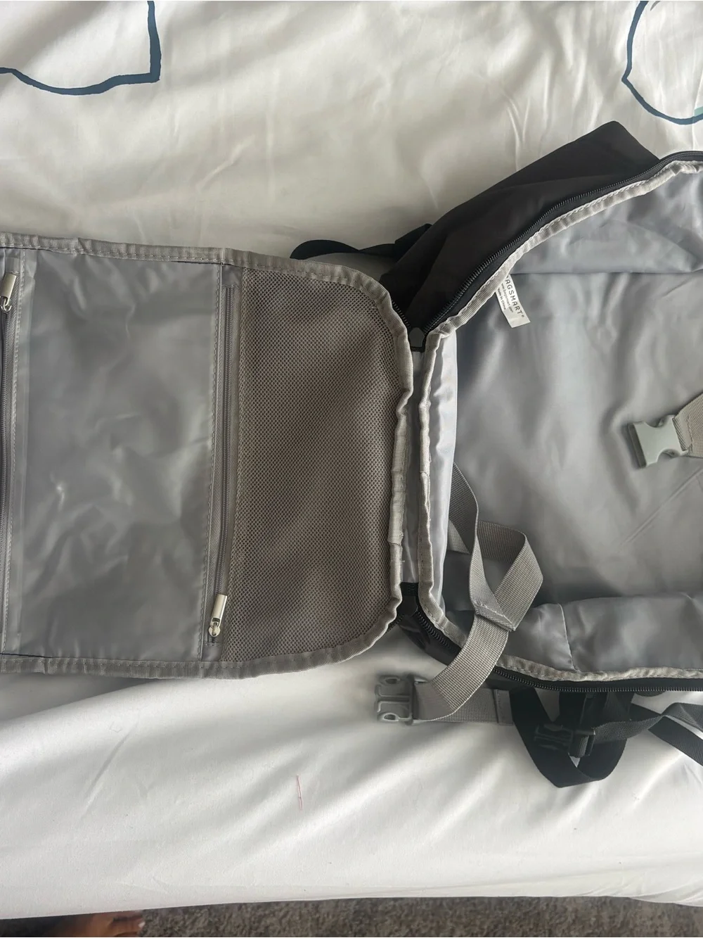 Bagsmart black dark